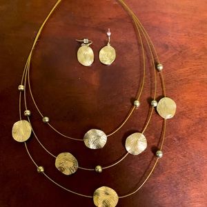 🌼Elegant Necklace Earring Set